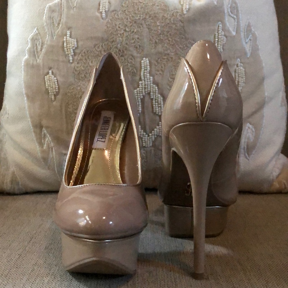 Jennifer Lopez Nude Stacked Stilettos Sz 6 1/2